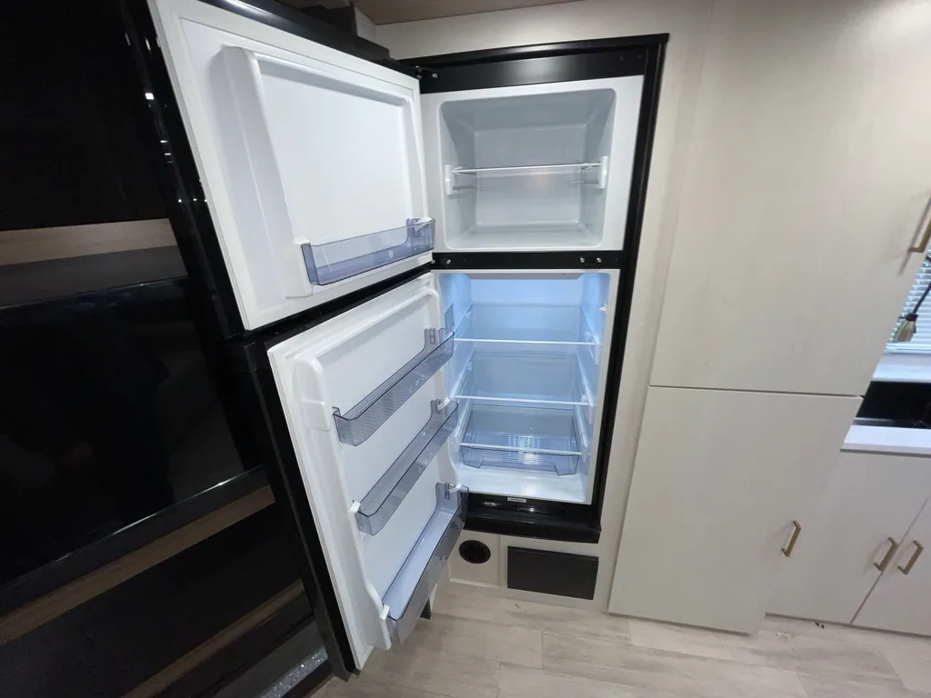 2026 Forest River Vibe Extreme Lite 2600BH, Photos photo 9