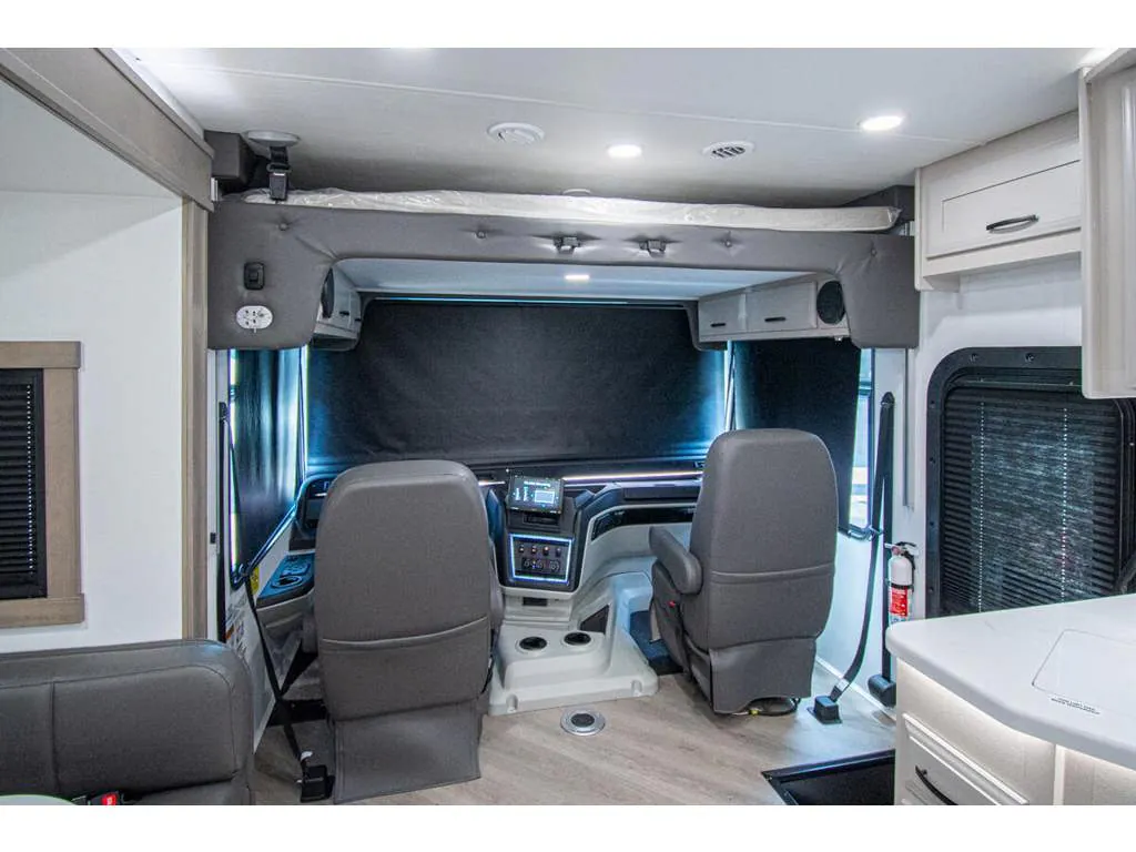 2027 Entegra Coach Emblem 36U, Photos photo 4