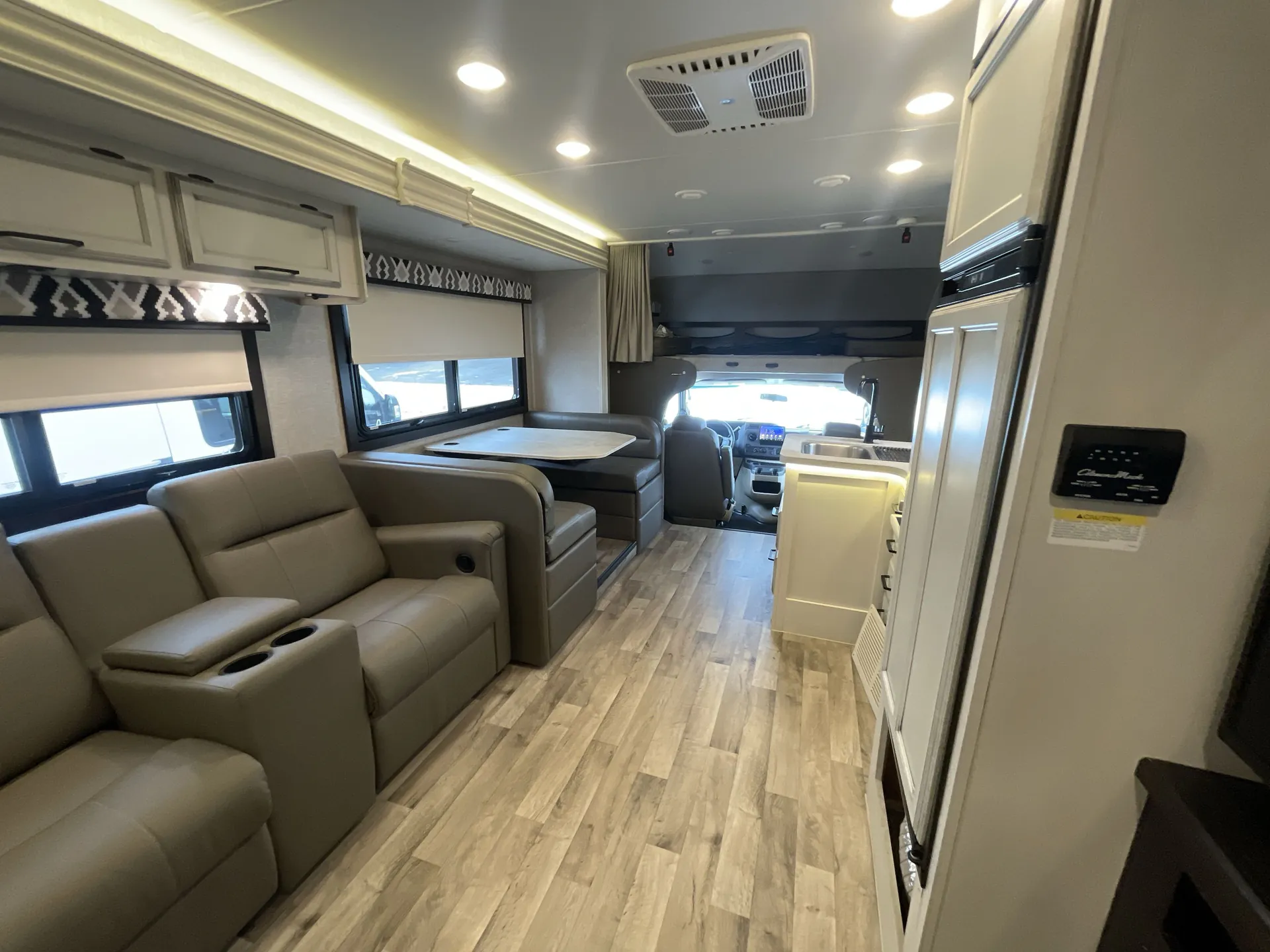 2022 Jayco Greyhawk 30Z — living area main