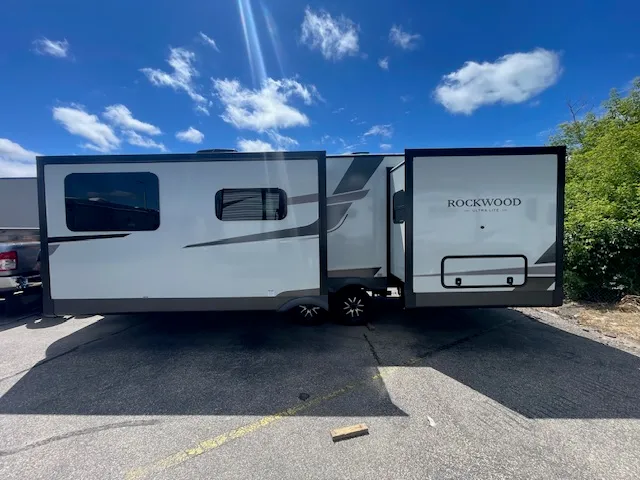 2026 Forest River Rockwood Ultra Lite 2608BS - Photo 4