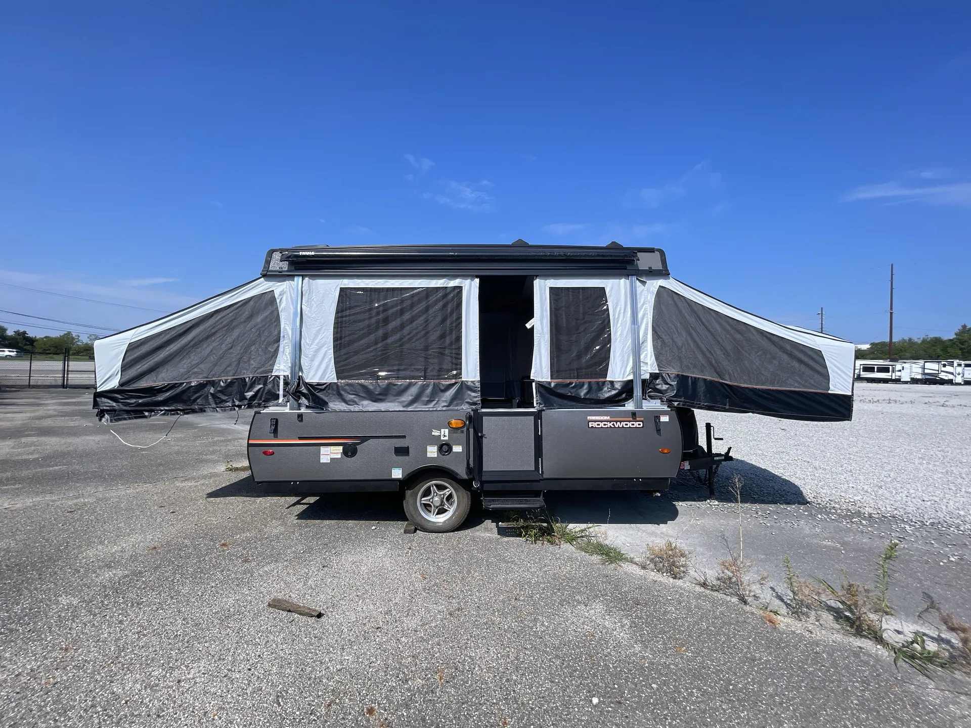 2023 Forest River Rockwood Freedom 2318G — campside