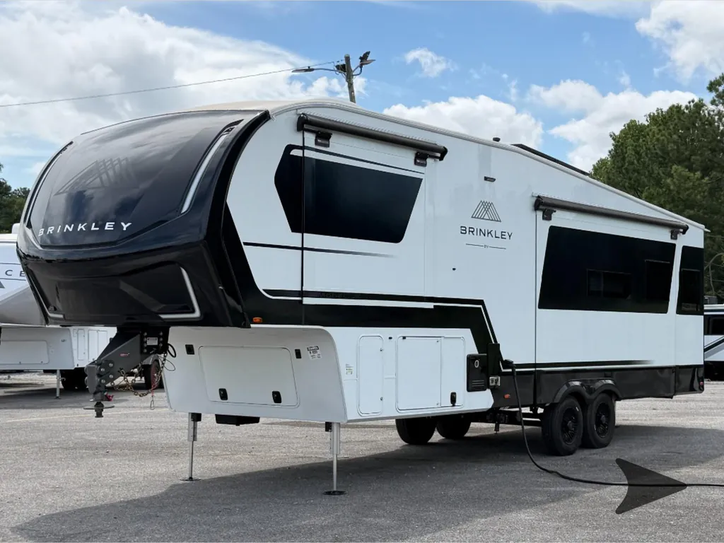 2025 Brinkley Model Z 3100, Photos photo 8