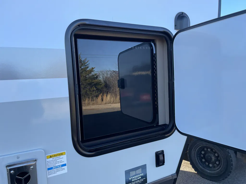 2026 Forest River Flagstaff Micro Lite 25MBR, Photos photo 16