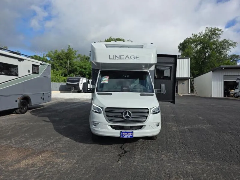 2027 Grand Design Lineage Series M 25FW - Photo 3