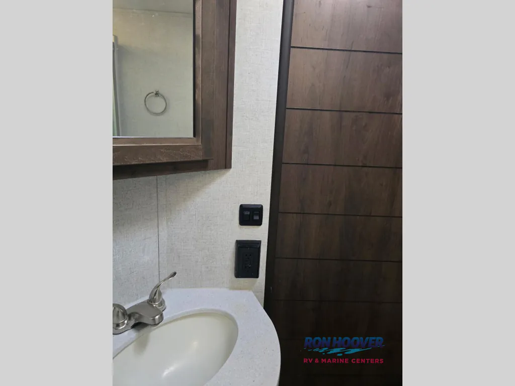 2020 Highland Ridge Mesa Ridge 323RLS, Photos photo 9