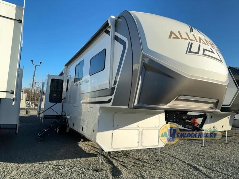 2025 Alliance RV Paradigm 375RD - Photo 2