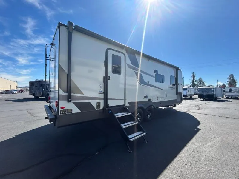 2026 Forest River Rockwood Ultra Lite 2606WS - Photo 3