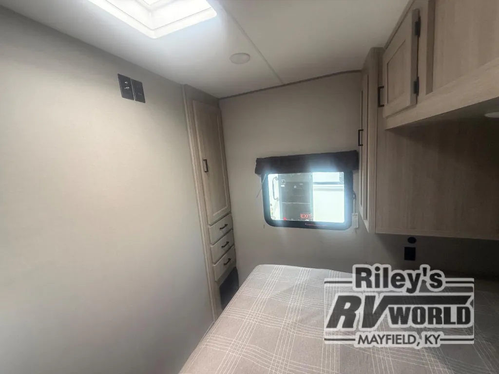 2026 Coachmen Catalina Legacy Edition 283RNR, Photos photo 38
