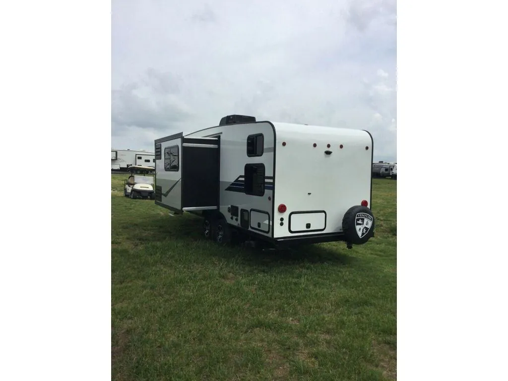 2021 Venture RV Sonic SN211VDB - Photo 4