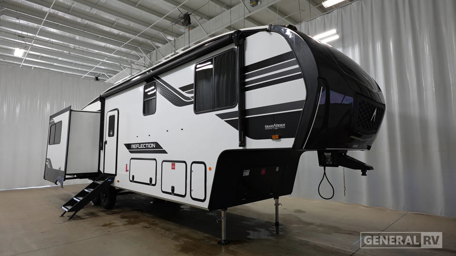 2026 Grand Design Reflection 324MBS - Photo 2