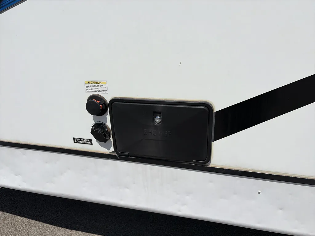 2023 Coachmen Freedom Express Ultra Lite 274RKS, Photos photo 27