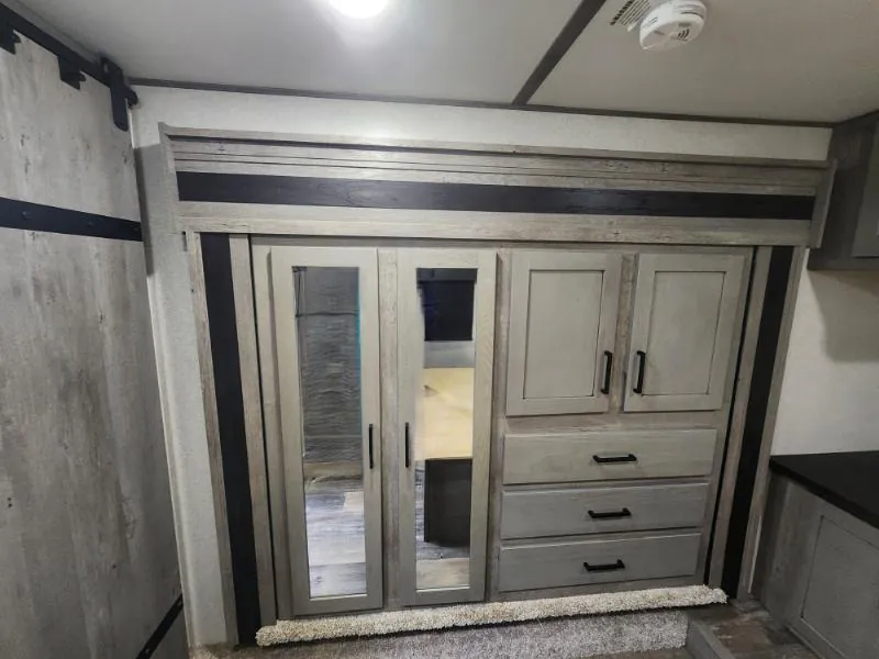 2021 Keystone Raptor 429, Photos photo 63