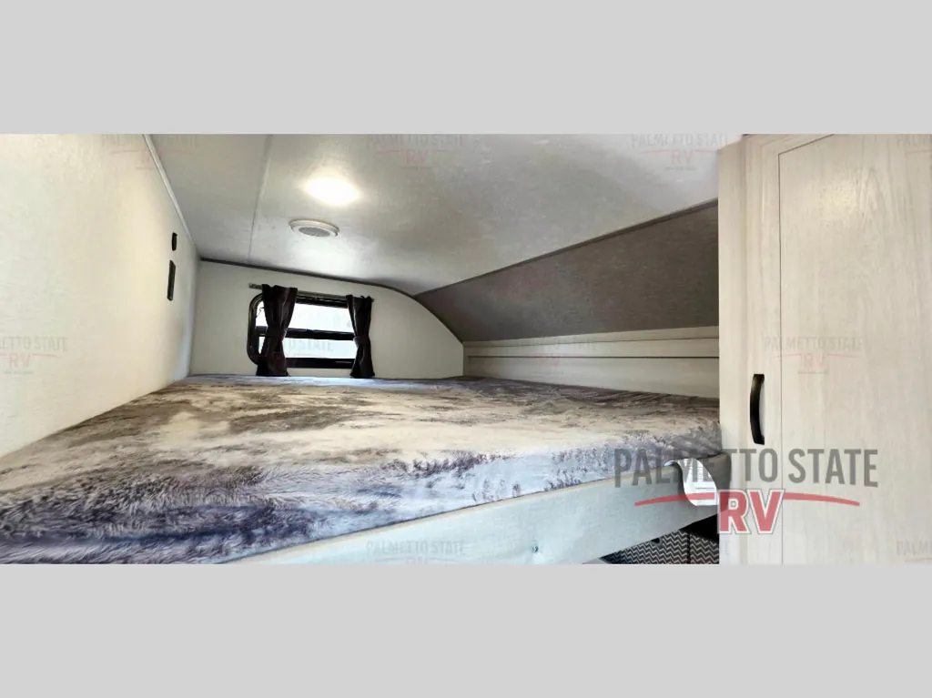 2027 Coachmen Catalina Legacy Edition 333DBDSCK, Photos photo 21