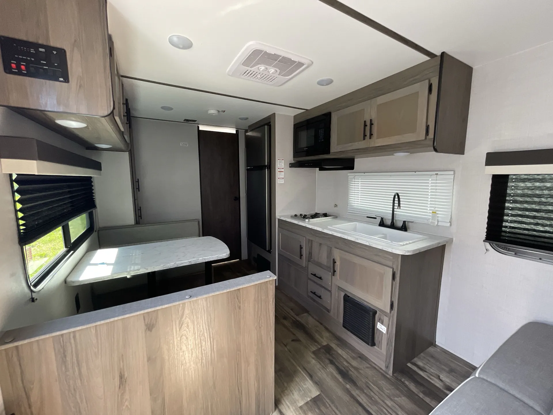2024 Gulf Stream Ameri-Lite 241RB — living area main