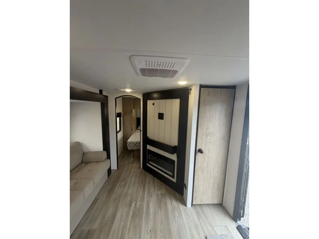 2027 Forest River Cherokee Grey Wolf 26KF, Photos photo 14