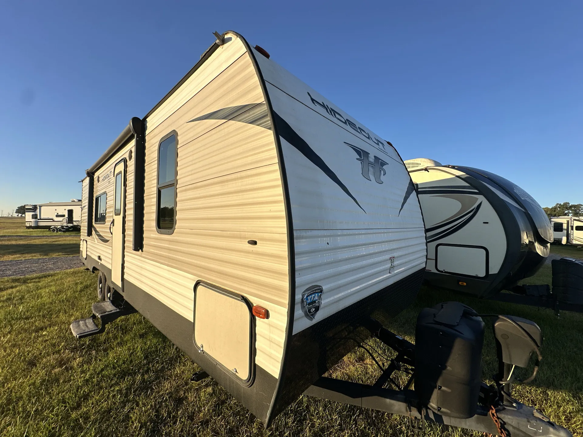 2019 Keystone Hideout 262LHS - Photo 2