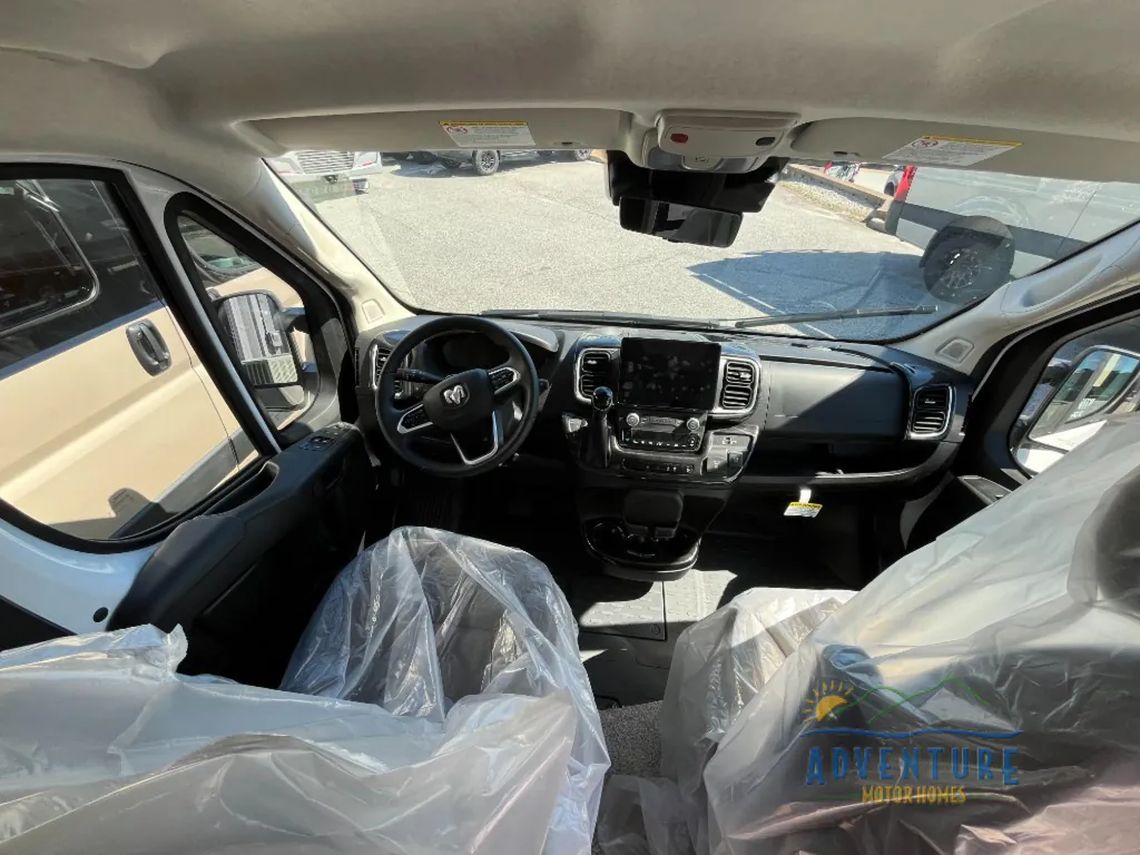 2025 Winnebago Travato 59G, Photos photo 8