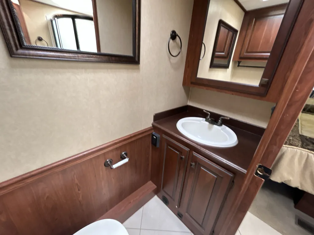 2013 Forest River Berkshire 390 FL, Photos photo 17