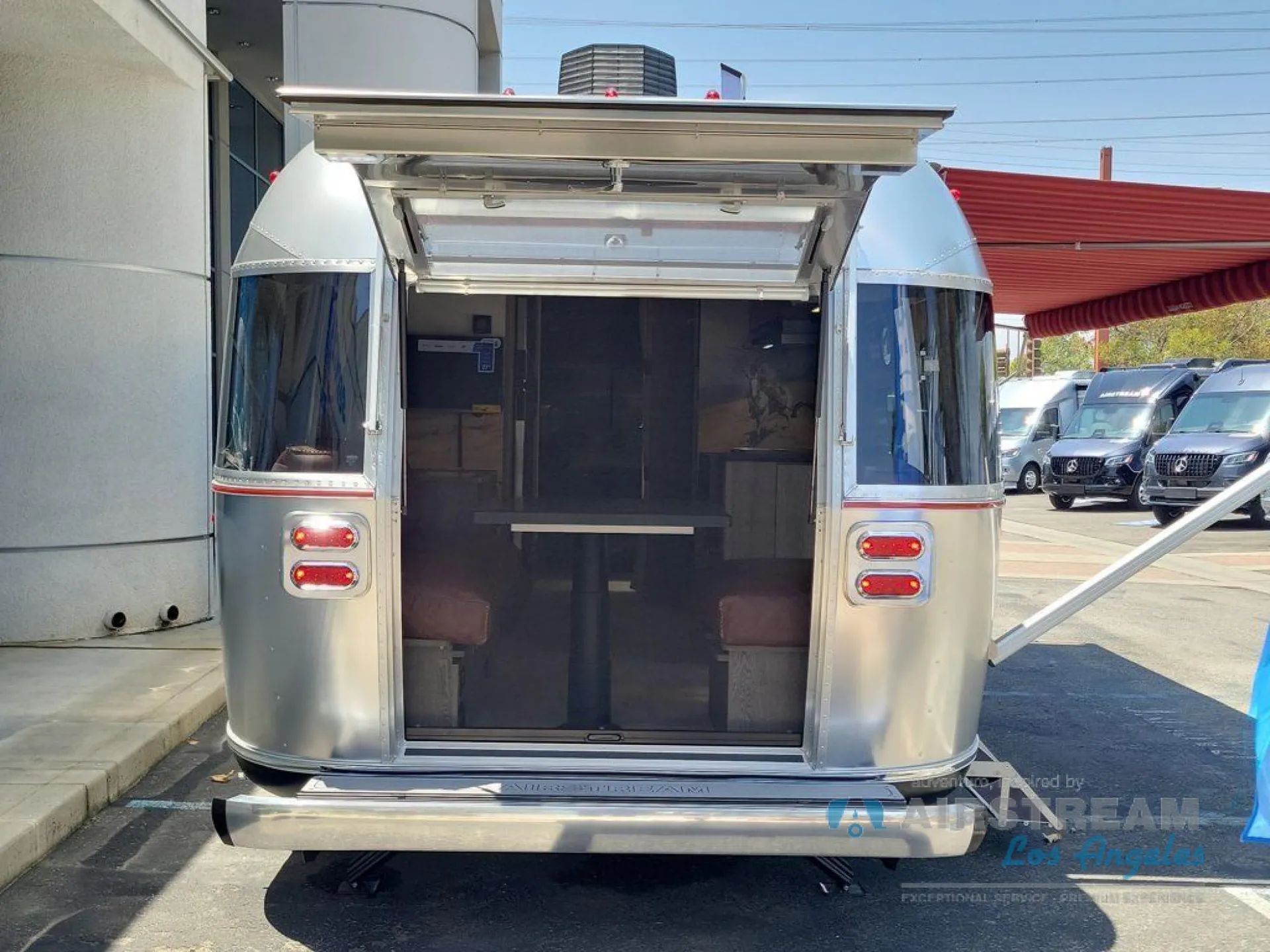 2026 Airstream Stetson+6666 27FB Queen - Photo 4