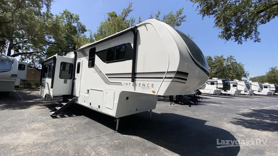 2026 Grand Design Influence 3003RL - Photo 2