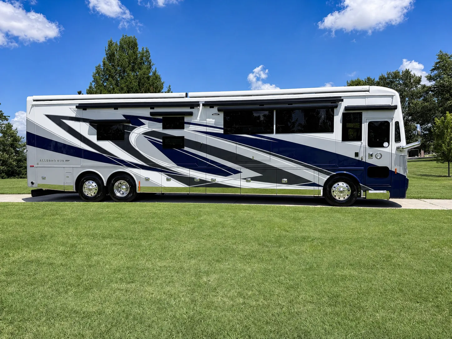 2027 Tiffin Allegro Bus 45 BP - Photo 3