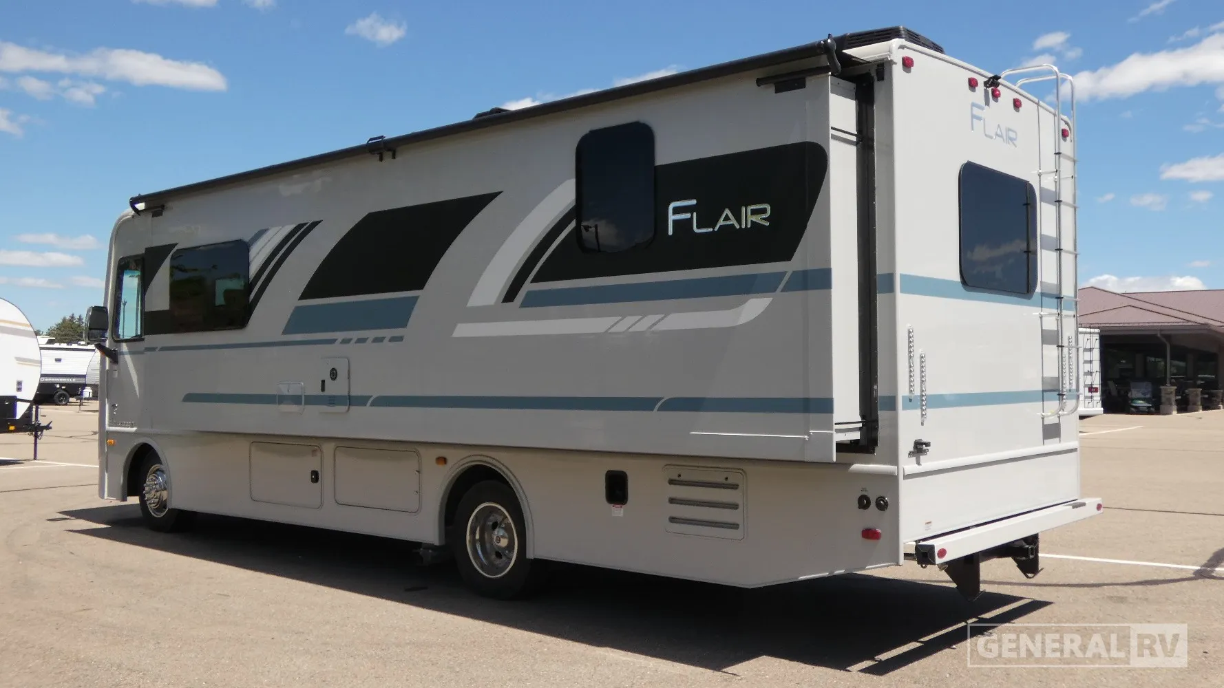 2026 Fleetwood Flair 29M - Photo 4