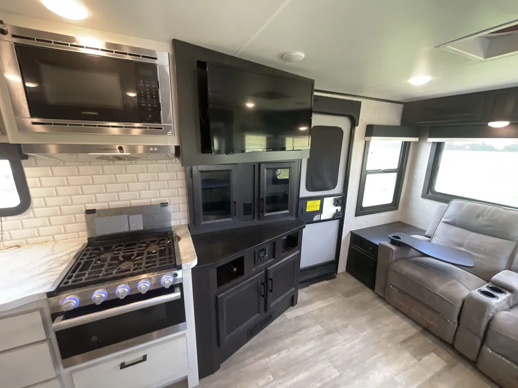 2023 Jayco Jay Feather 26RL, Photos photo 12