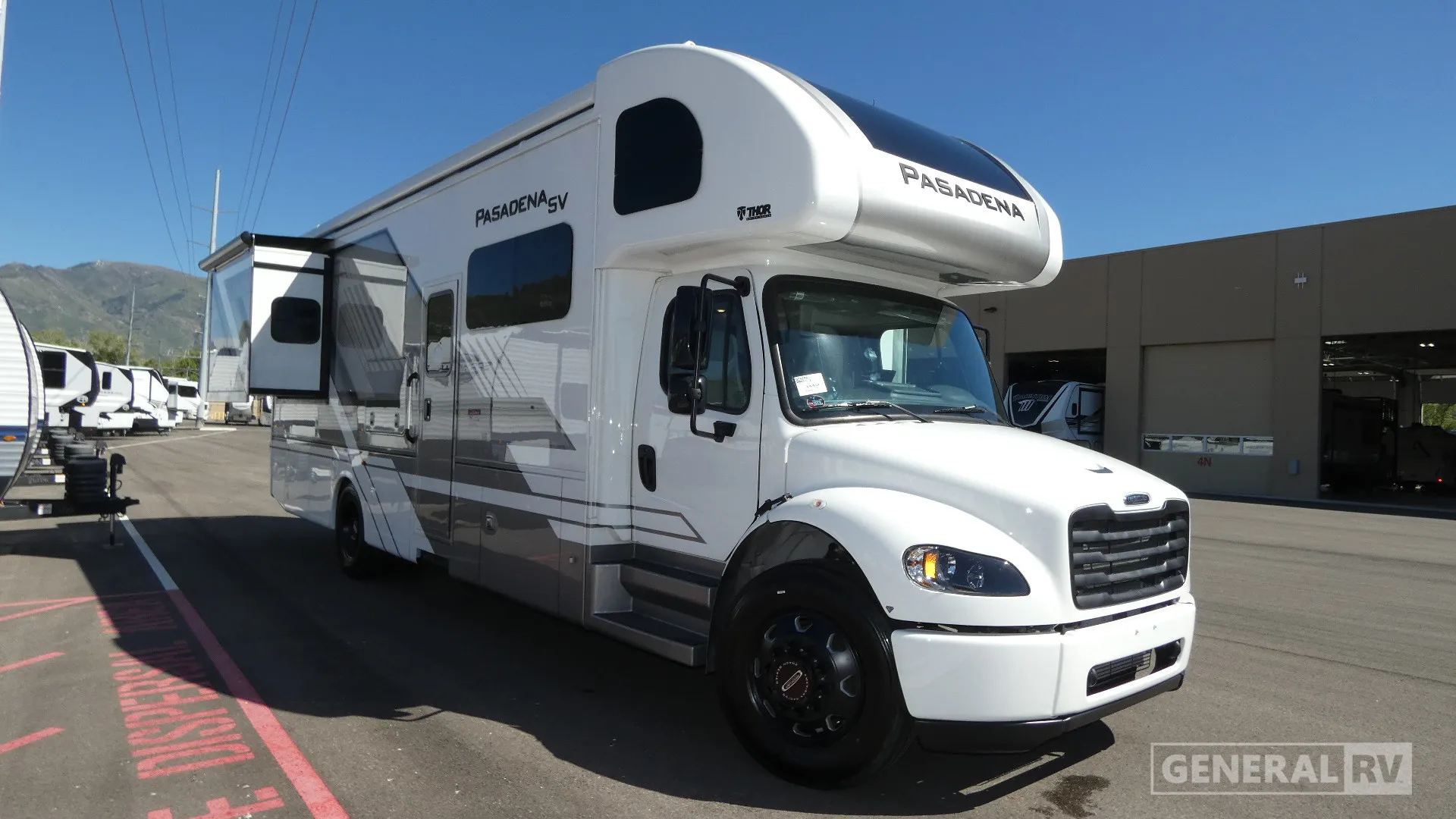 2026 Thor Motor Coach Pasadena SV 34XG - Photo 2