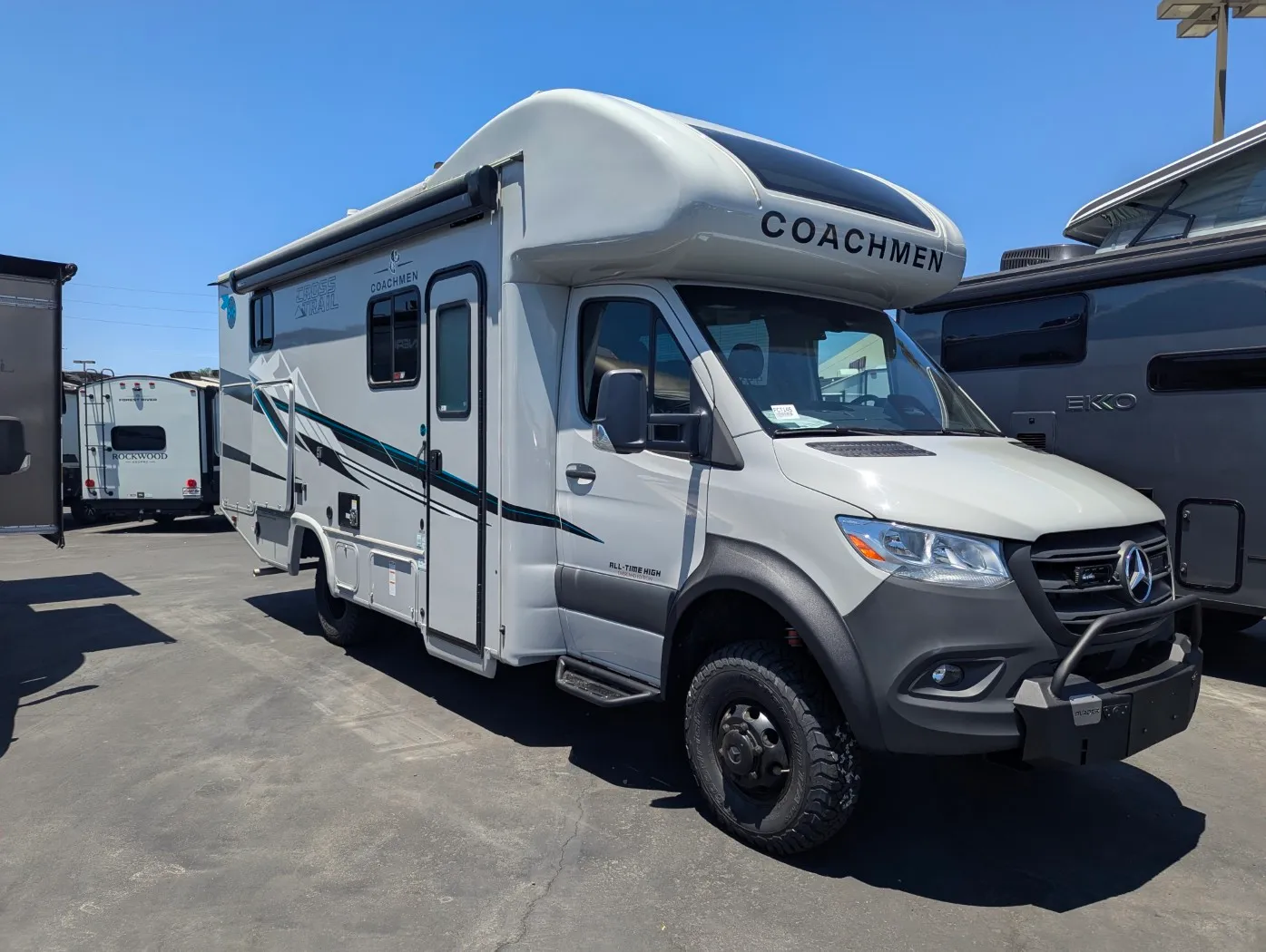 2026 Coachmen Cross Trail EV 26TB - Photo 2