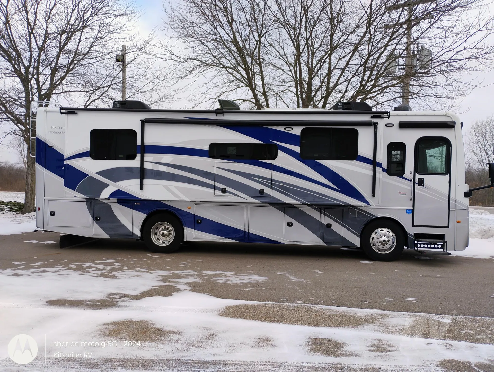 2021 Holiday Rambler Nautica 34RX - Photo 2