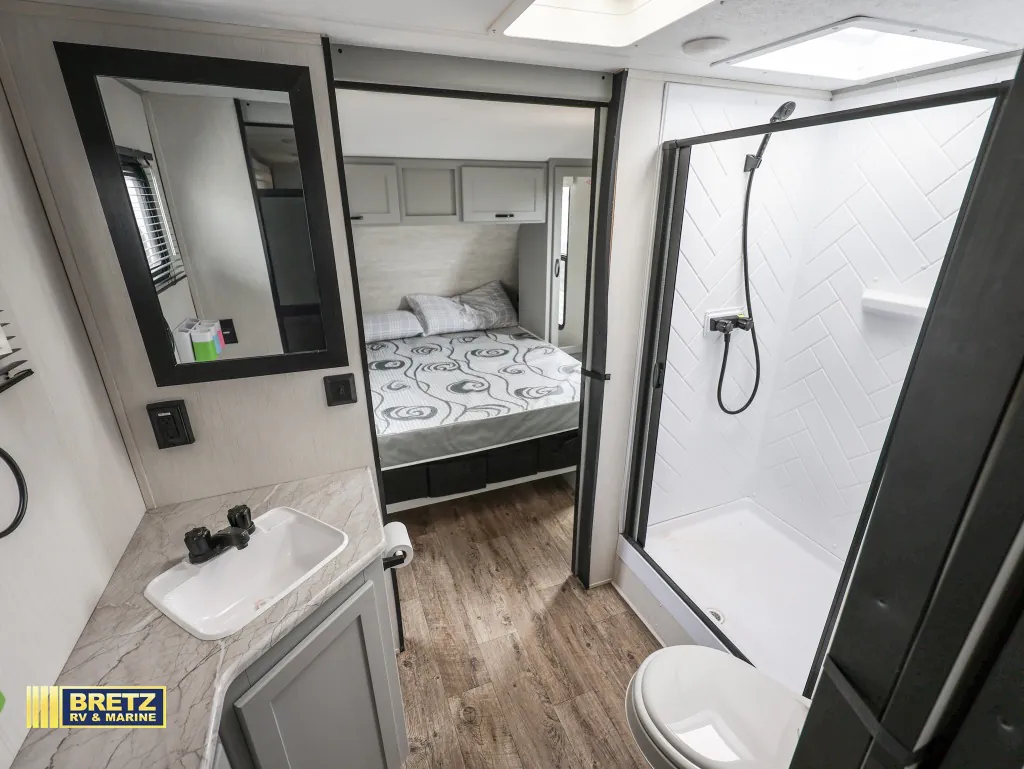 2021 Forest River Vibe 28BH, Photos photo 20