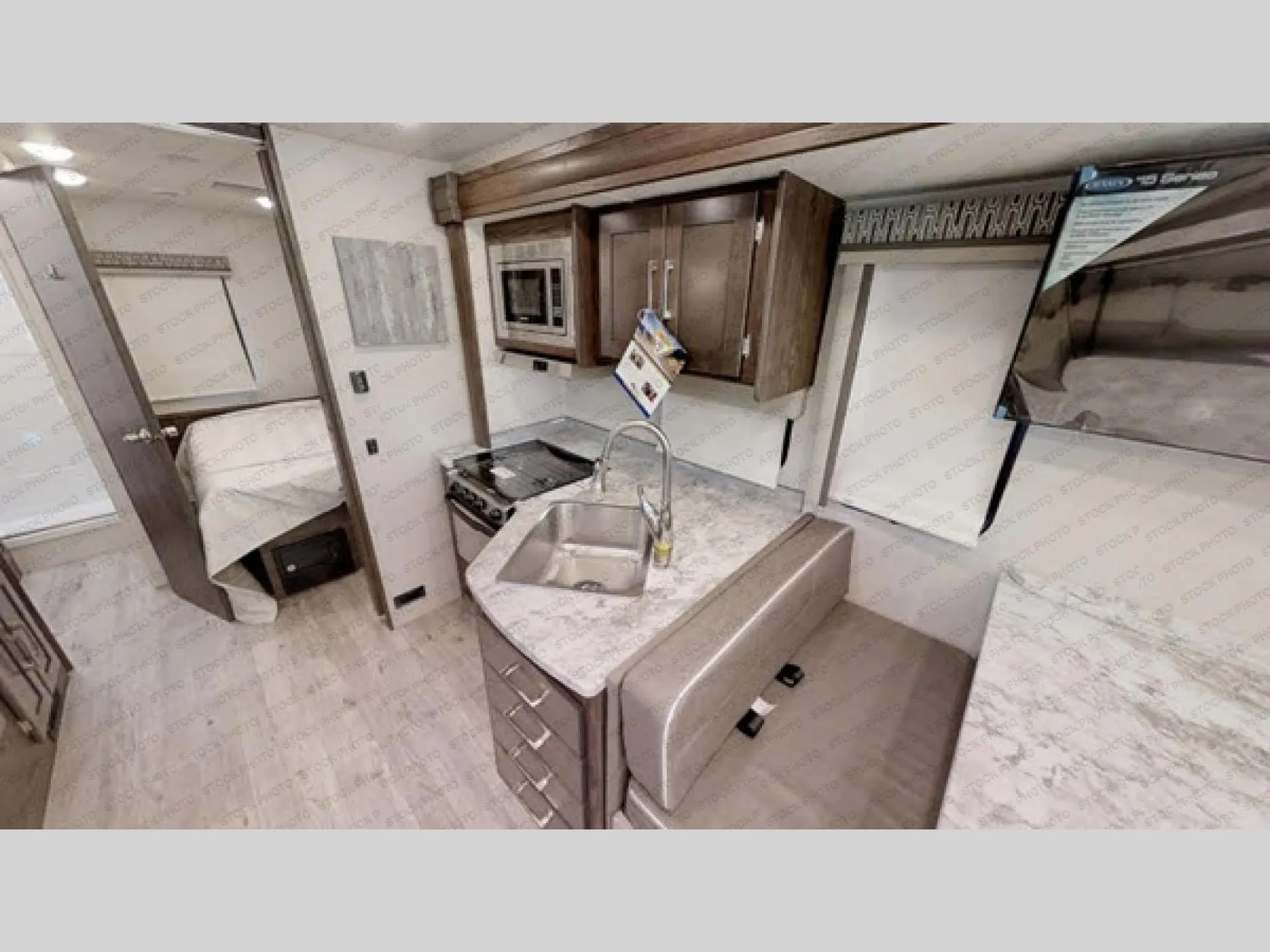 2019 Coachmen Pursuit Precision 27DS - Photo 4