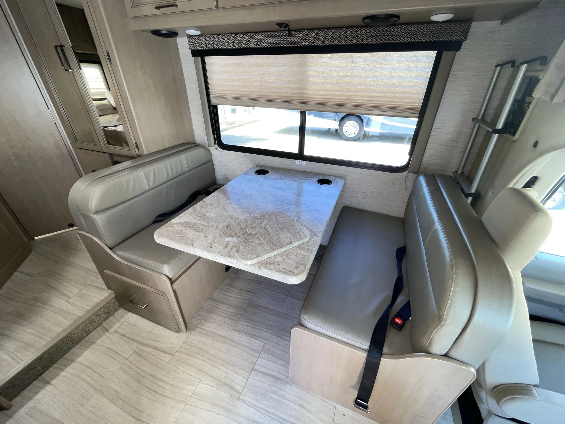 2021 Thor Motor Coach Daybreak 22GO — living area main