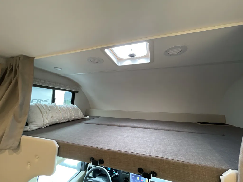 2026 Thor Motor Coach Freedom Elite 28HE, Photos photo 18