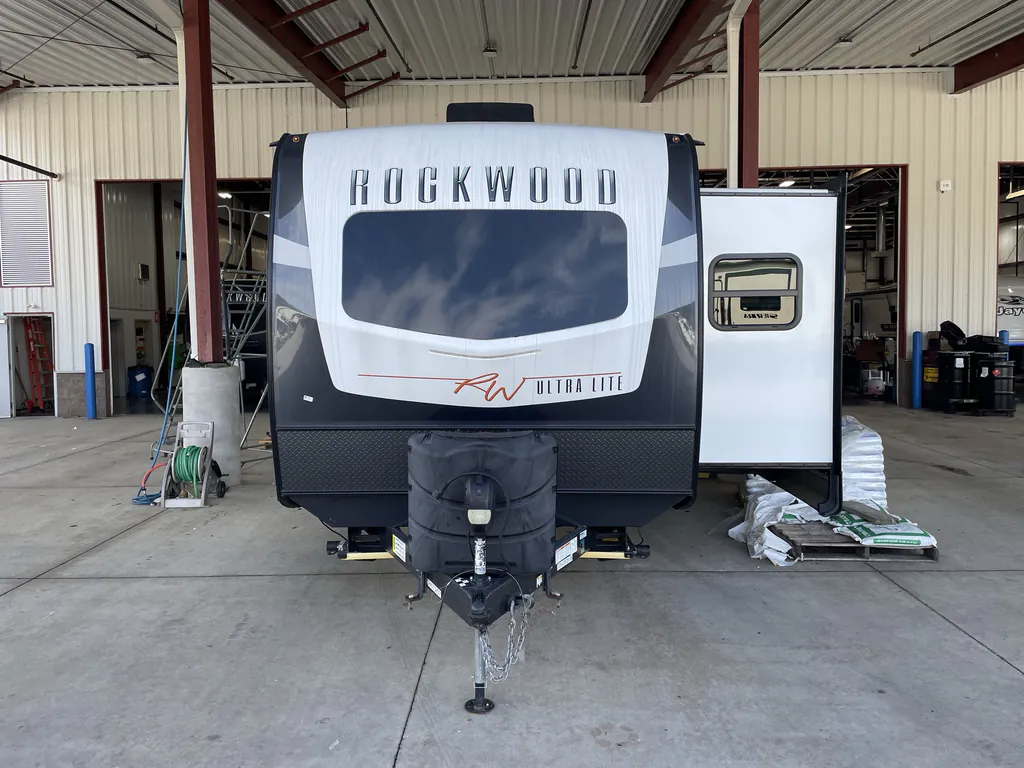 2022 Forest River Rockwood Ultra Lite 2911BS, Photos photo 4