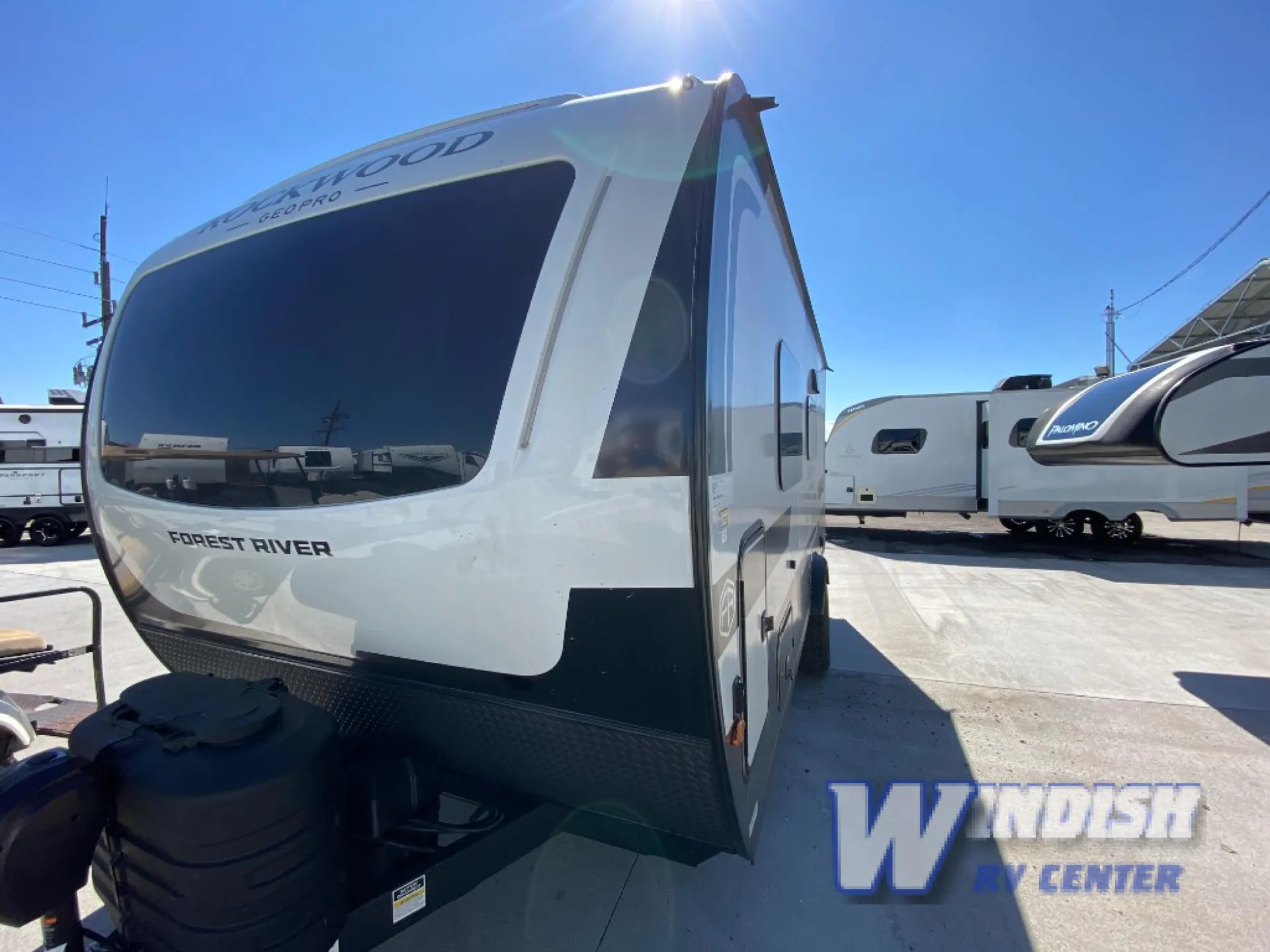 2027 Forest River Rockwood Geo Pro 19FD — Photo 5