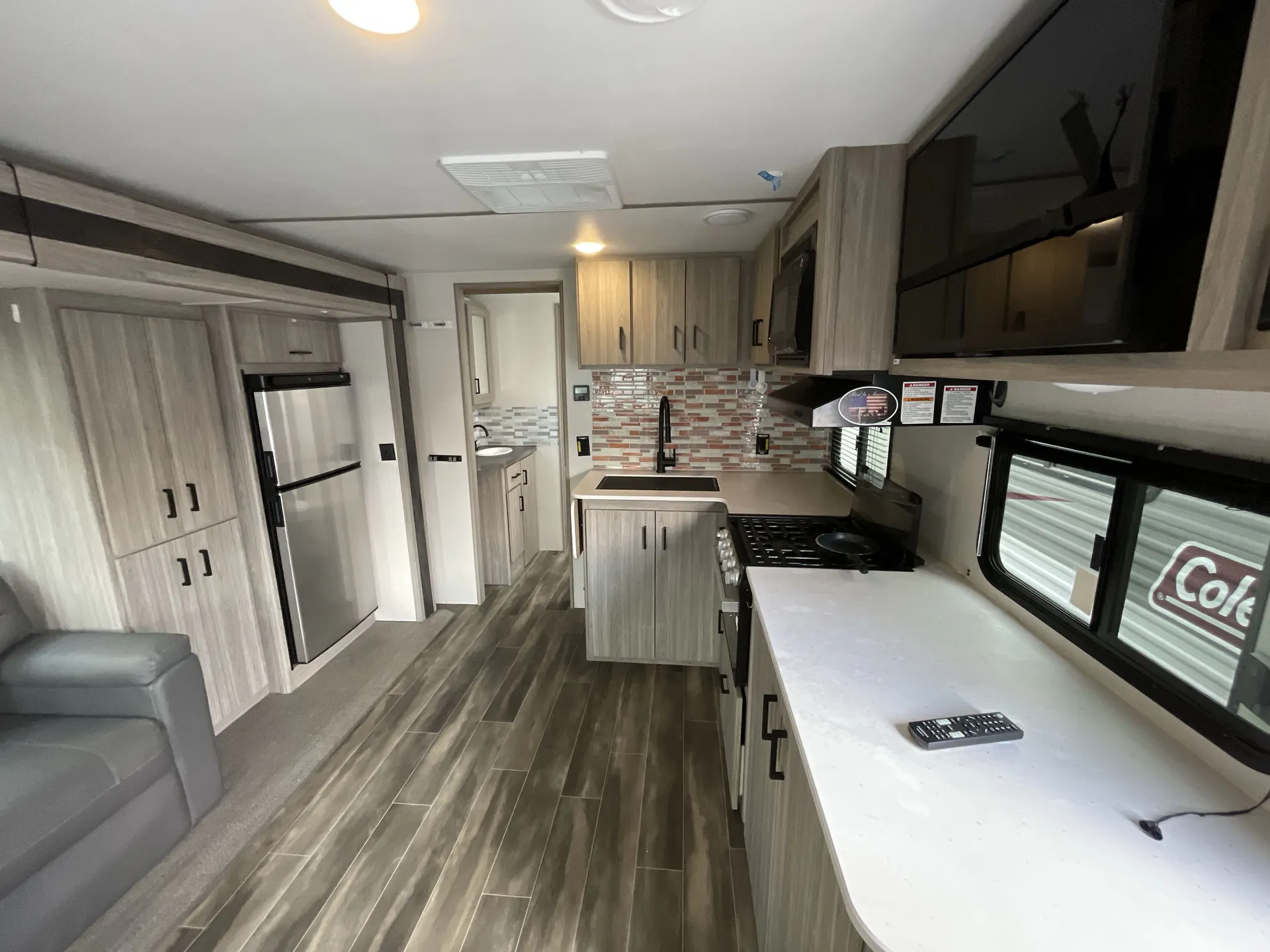 2022 Keystone Passport SL Series 252RD — living area main