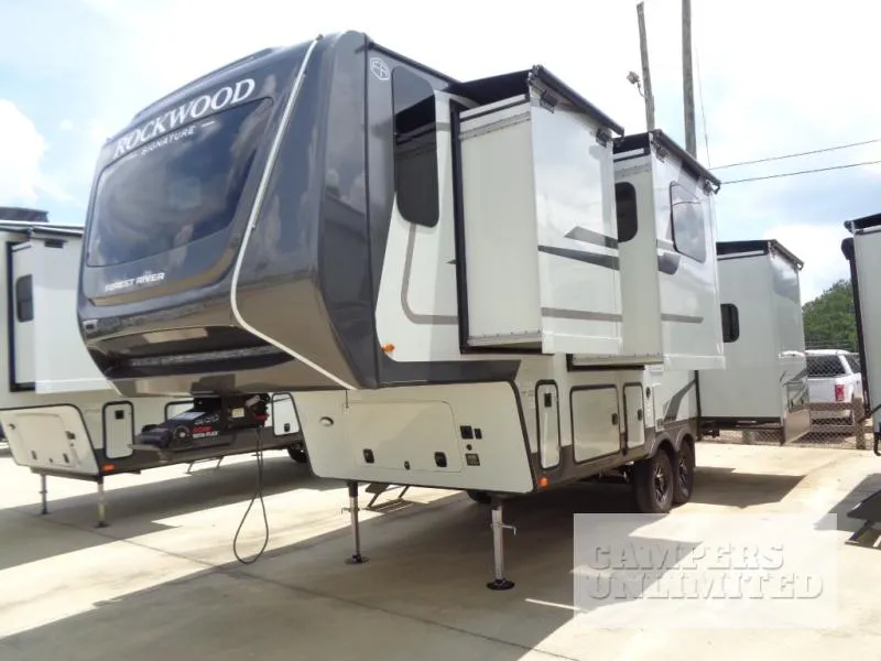 2027 Forest River Rockwood Signature 290SFK - Photo 3