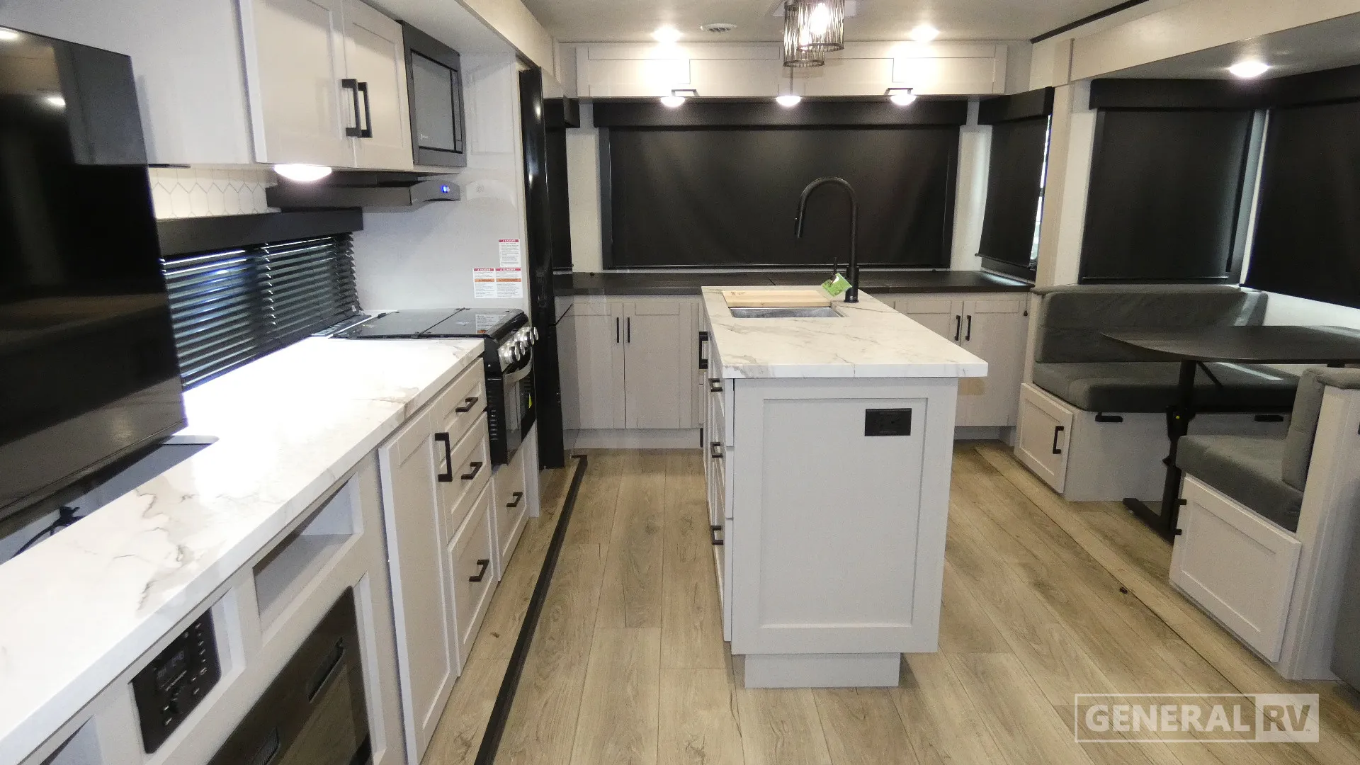 2026 Jayco Jay Feather 27MK - Photo 3