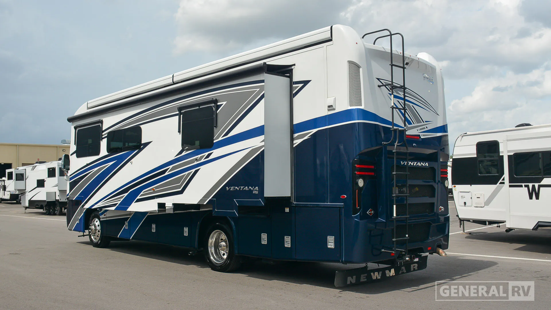2022 Newmar Ventana 3407 - Photo 4