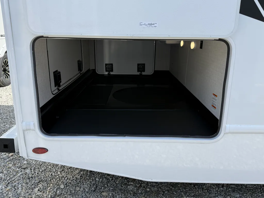 2026 Thor Motor Coach Freedom Elite 28HZ, Photos photo 39