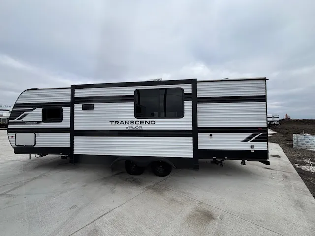 2025 Grand Design Transcend Xplor 26BHX - Photo 4