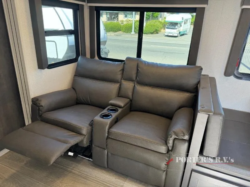 2025 Keystone RV Cougar Half-Ton 25FKDWE - Photo 3