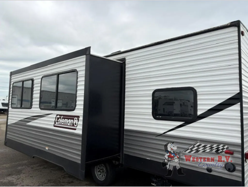 2020 Dutchmen Coleman Lantern 263BH, Photos photo 8