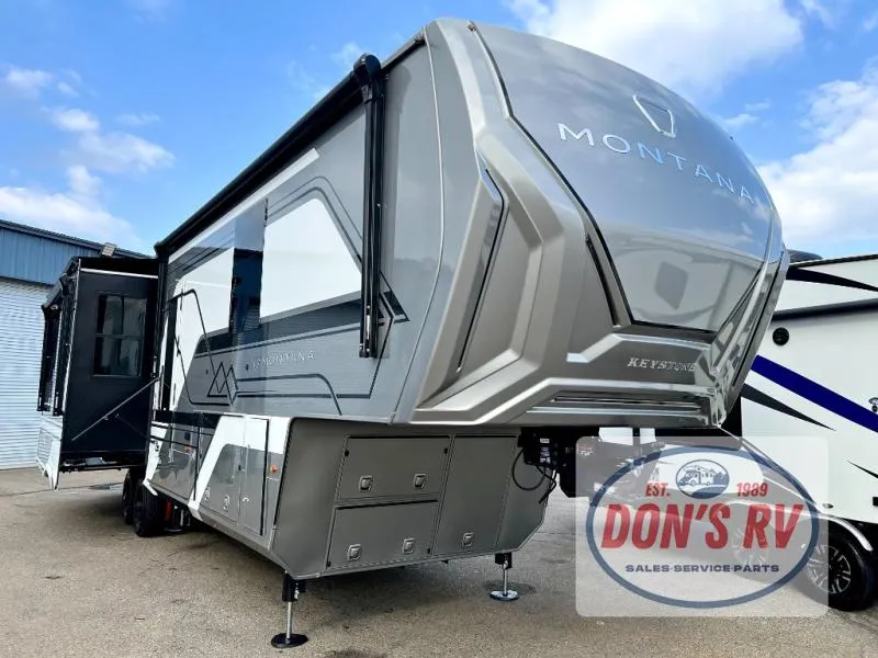 2026 Keystone Montana 3100RL - Photo 2
