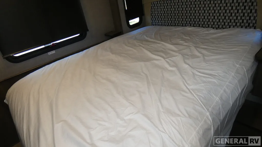 2024 NeXus RV Viper 29V, Photos photo 26