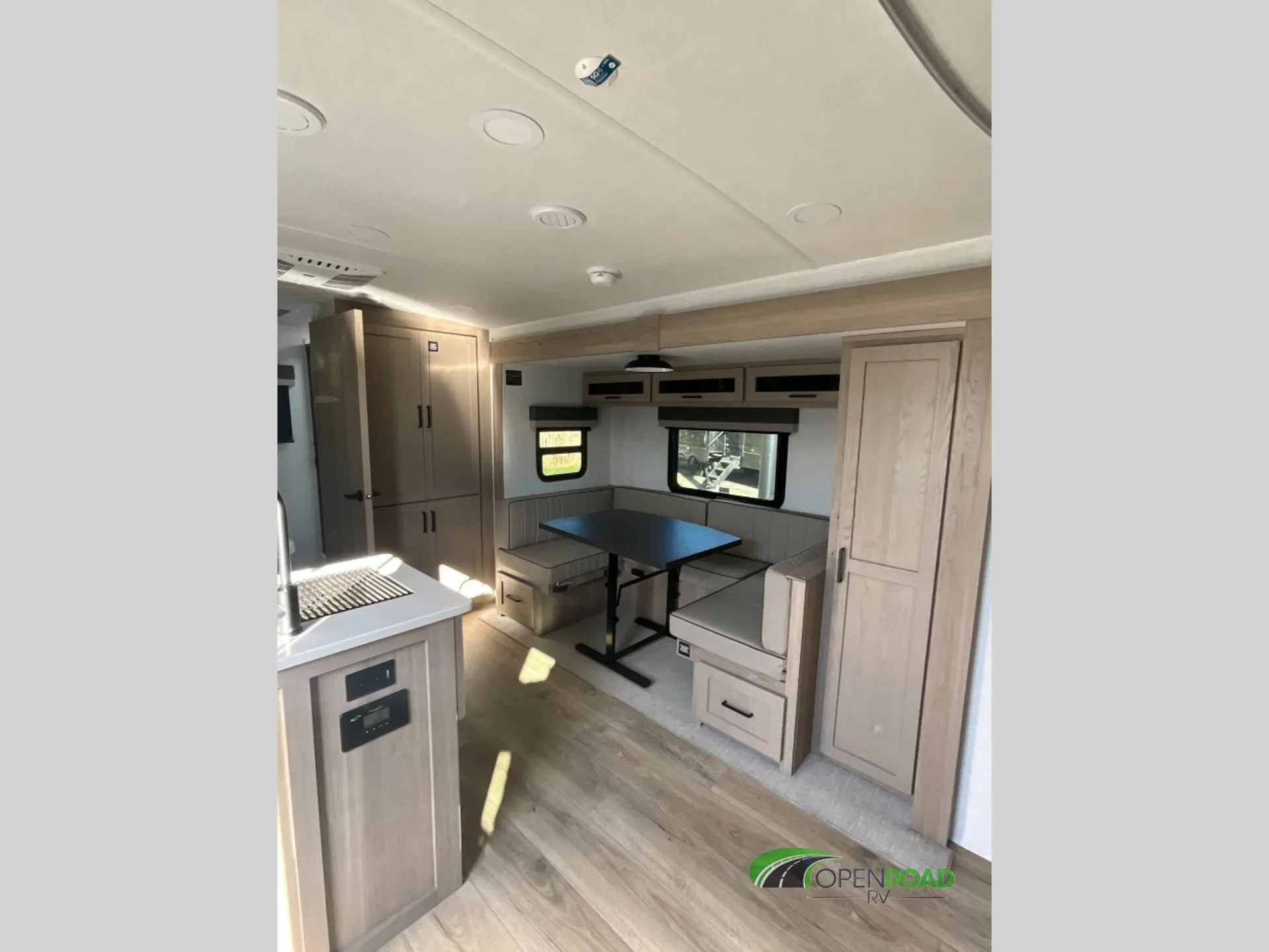 2026 Forest River Rockwood Mini Lite 2214S — Photo 7
