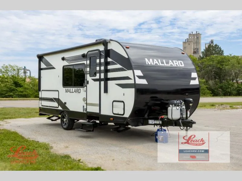 2021 Fleetwood RV Mallard 180BH - Main photo