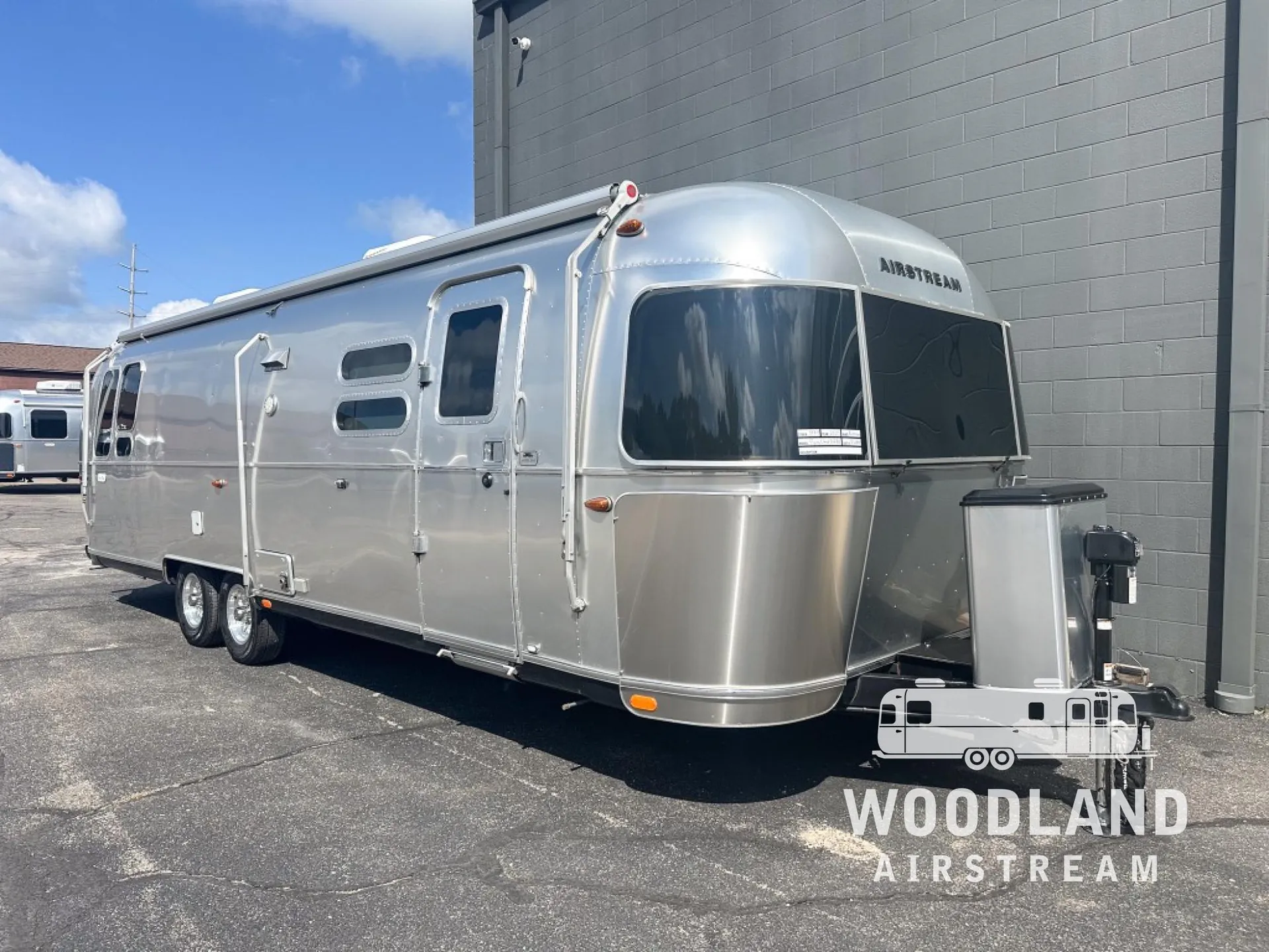 2020 Airstream Flying Cloud 30RB - Photo 2