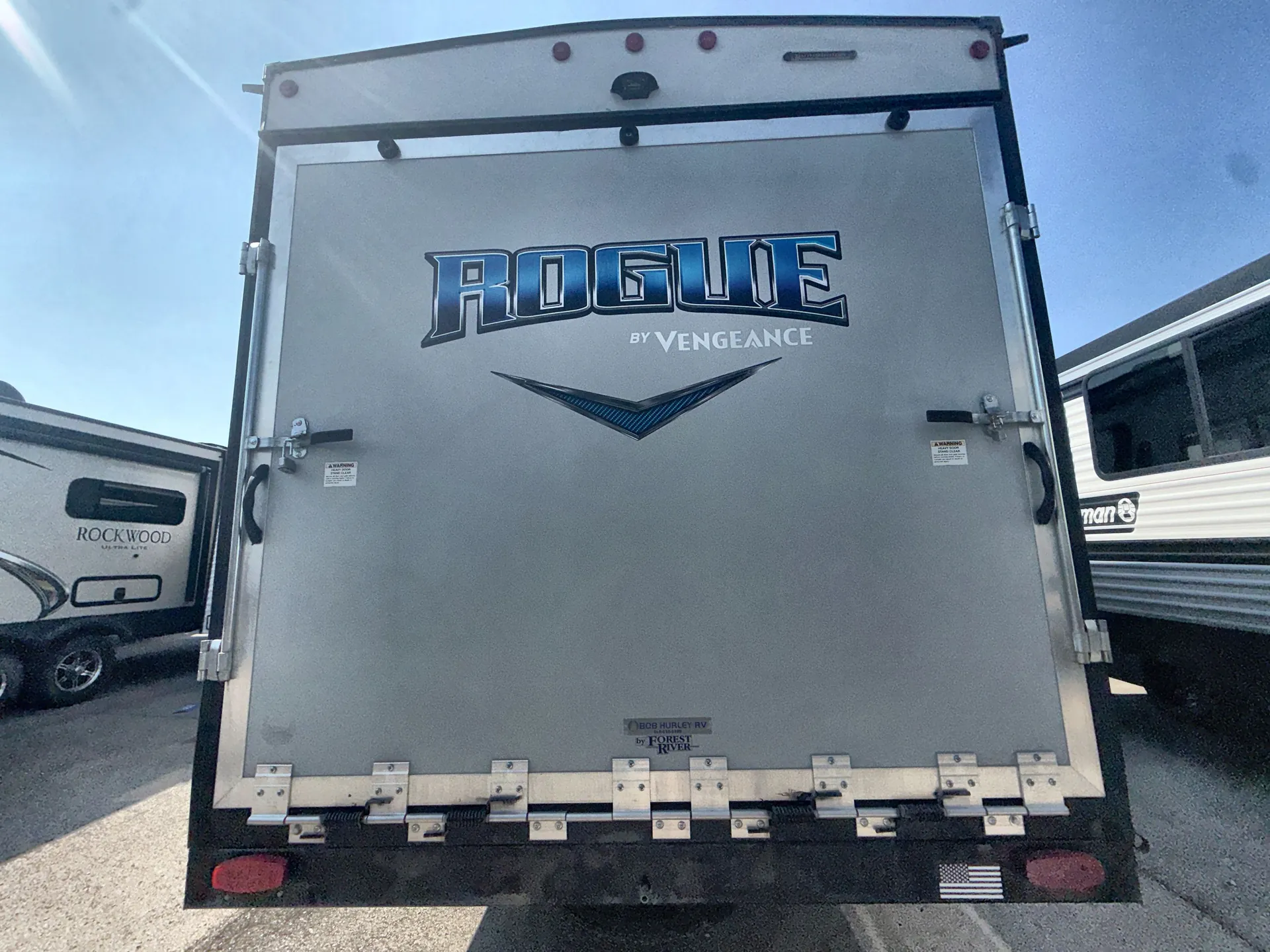 2020 Forest River Vengeance Rogue 25V — backside